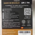 Radio de bolsillo con auriculares · foto 2
